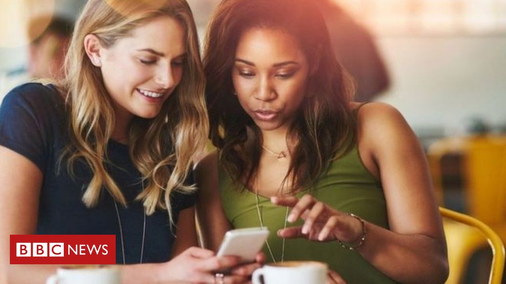 É grosseiro usar ponto final nas mensagens do WhatsApp? - BBC News Brasil É grosseiro usar ponto final nas mensagens do WhatsApp? - BBC News Brasil