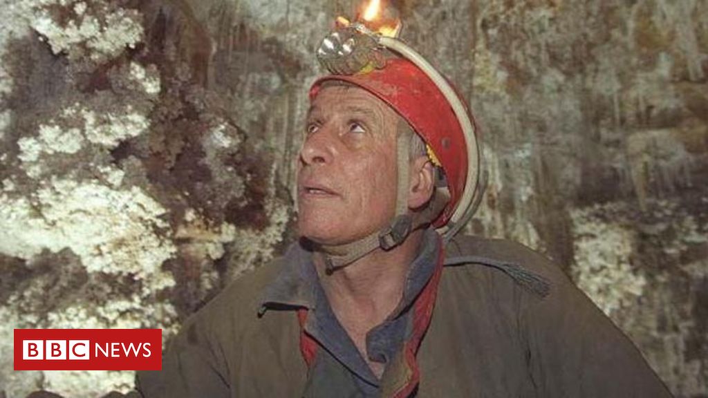 O que cientista que morou em caverna no escuro e sem saber as horas revelou sobre nossa relação com o tempo