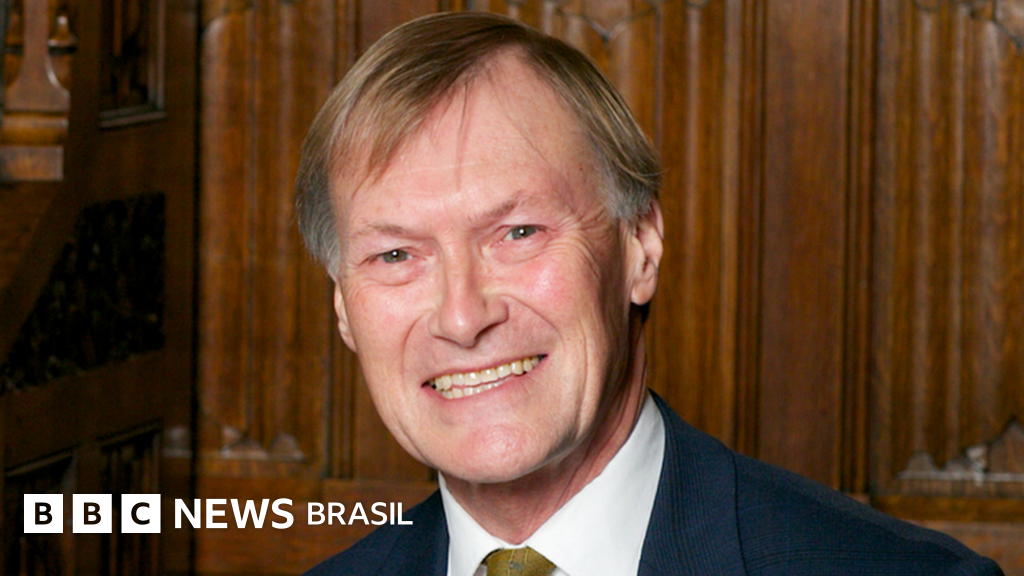 O que se sabe sobre assassinato de parlamentar britânico morto a facadas