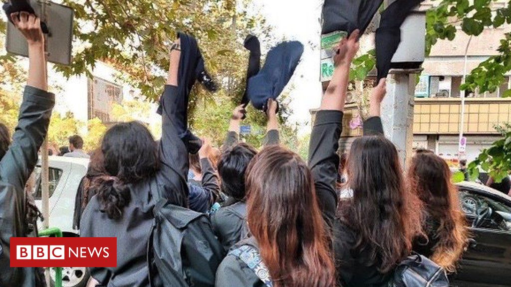 Protestos no Irã se encaminham para o terceiro mês – Monitor do Oriente