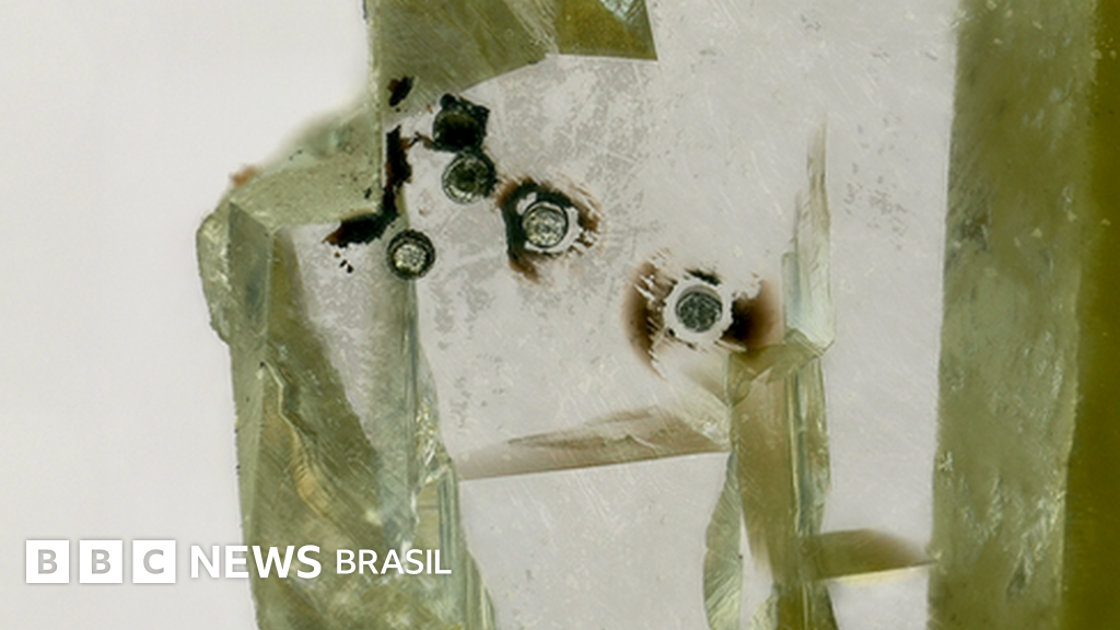 O mineral nunca visto antes encontrado dentro de um diamante