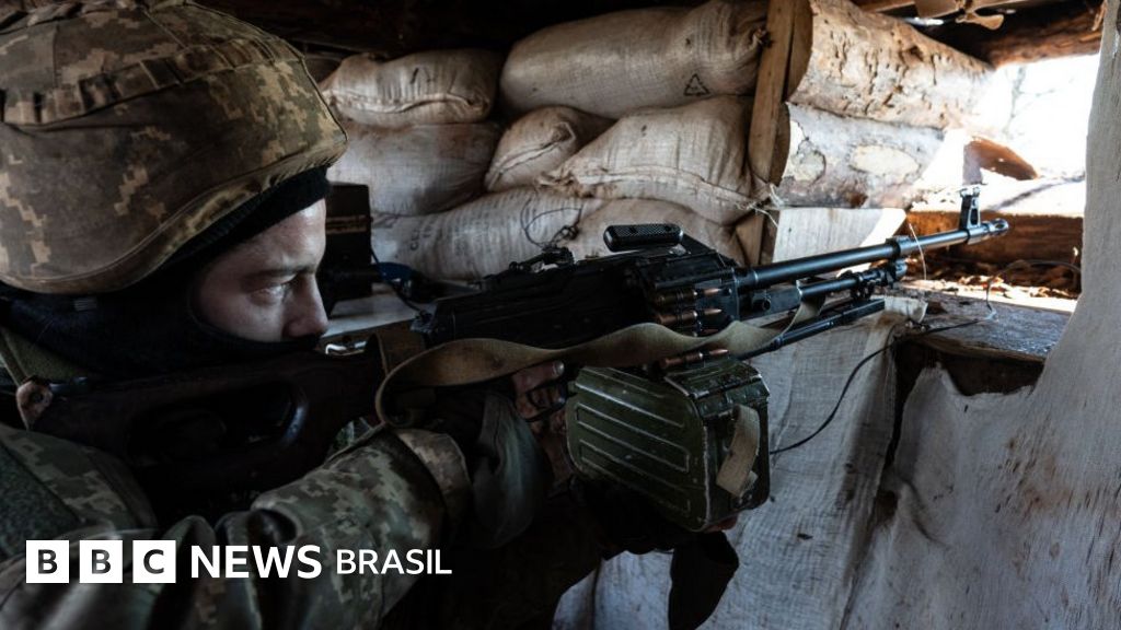 Ucrânia quer reunião com Rússia em até 48 horas para discutir escalada de tensão