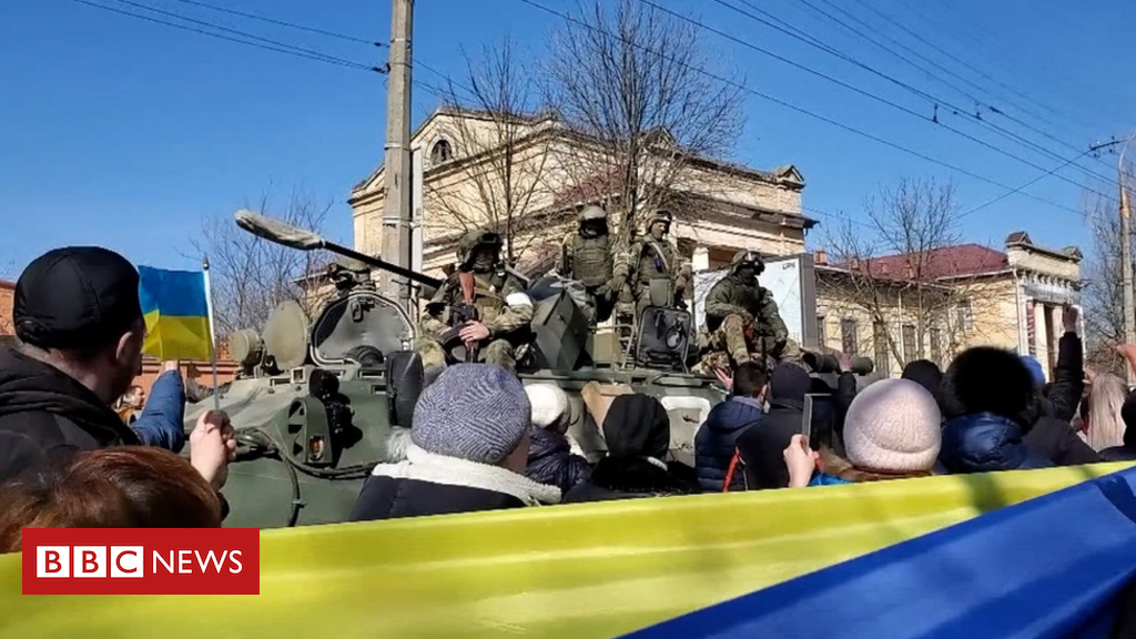 war-in-ukraine-how-russia-is-changing-kherson-1st-city-taken-in