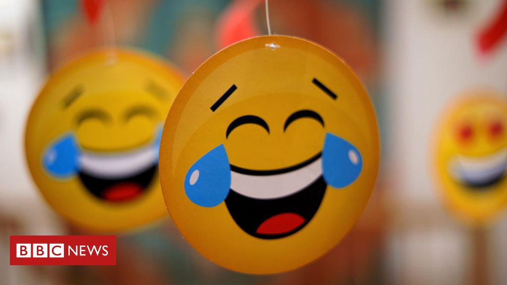 Como nasceu o KKKKKKKK da geração Z e por que emoji de risada é coisa de  velho - BBC News Brasil
