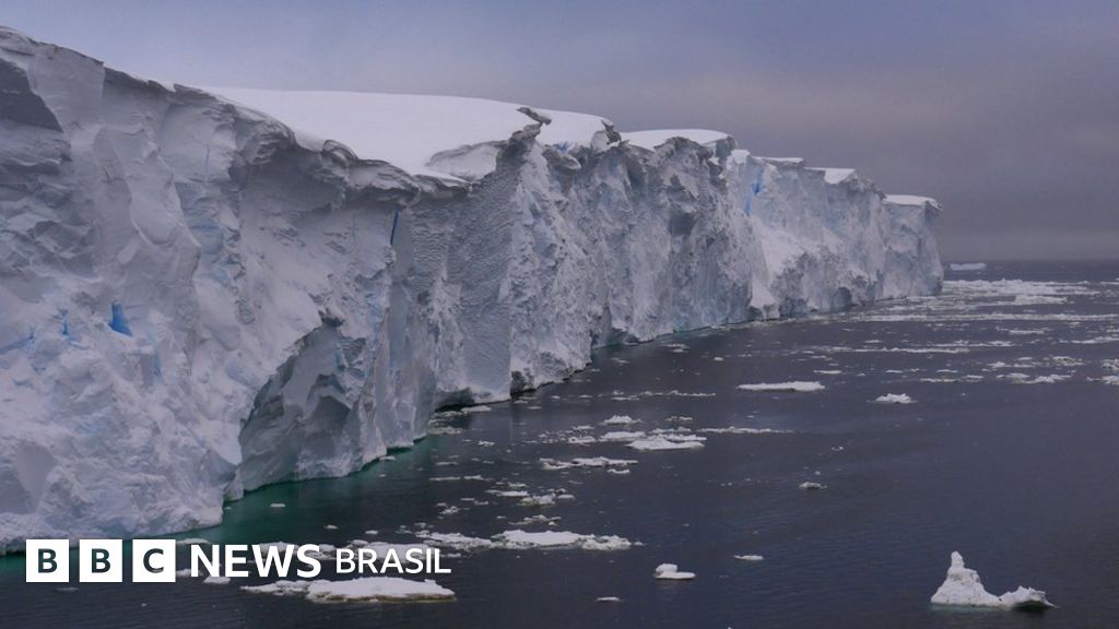 Geleira gigante na Antártida pode se desintegrar rapidamente, advertem