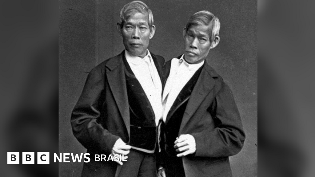 A fascinante história de Chang e Eng, os irmãos siameses que tiveram 21 filhos BBC News Brasil A fascinante história de Chang e Eng, os irmãos siameses que tiveram 21 filhos BBC News Brasil