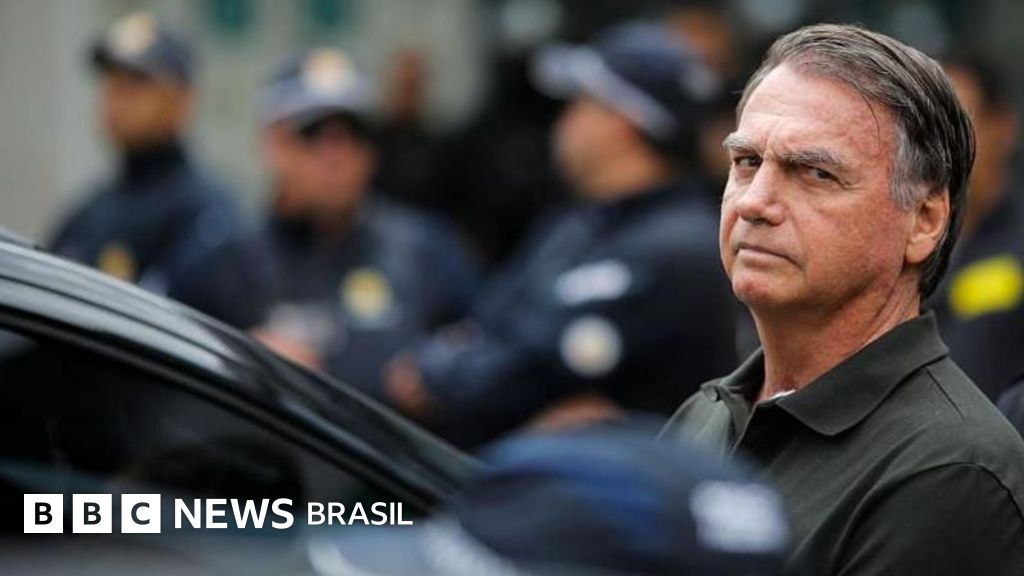 Decisão de Moraes foi 'prudente', e Bolsonaro fica mais perto de cumprir pena na cadeia, analisam especialistas