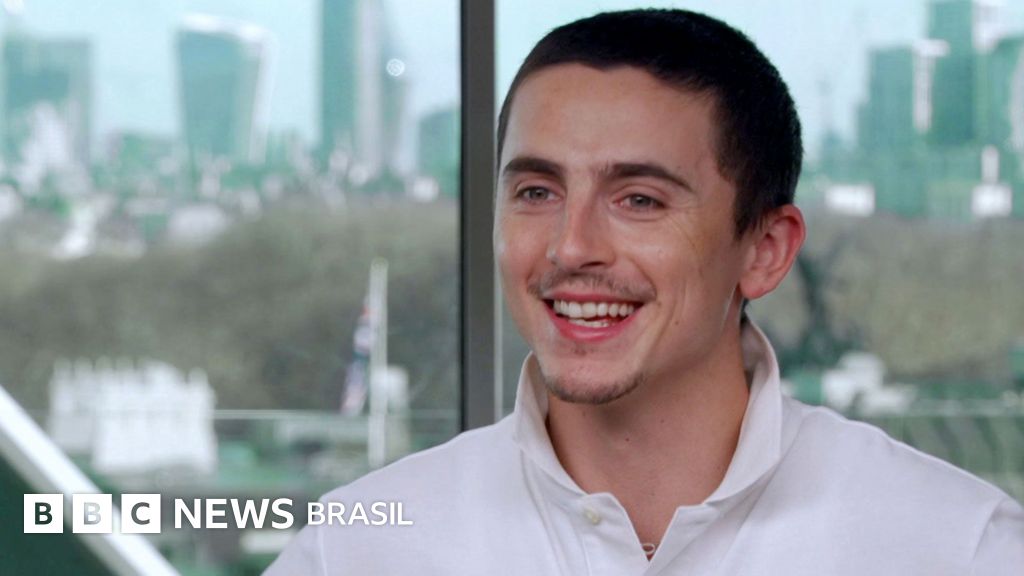 Cotado ao Globo de Ouro, Timothée Chalamet conta como treinou tênis de mesa por anos para 'Marty Supreme'