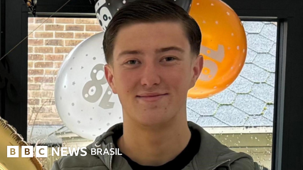 A revolta provocada pelo caso de jovem esfaqueado que morreu algemado por engano pela polícia no Reino Unido