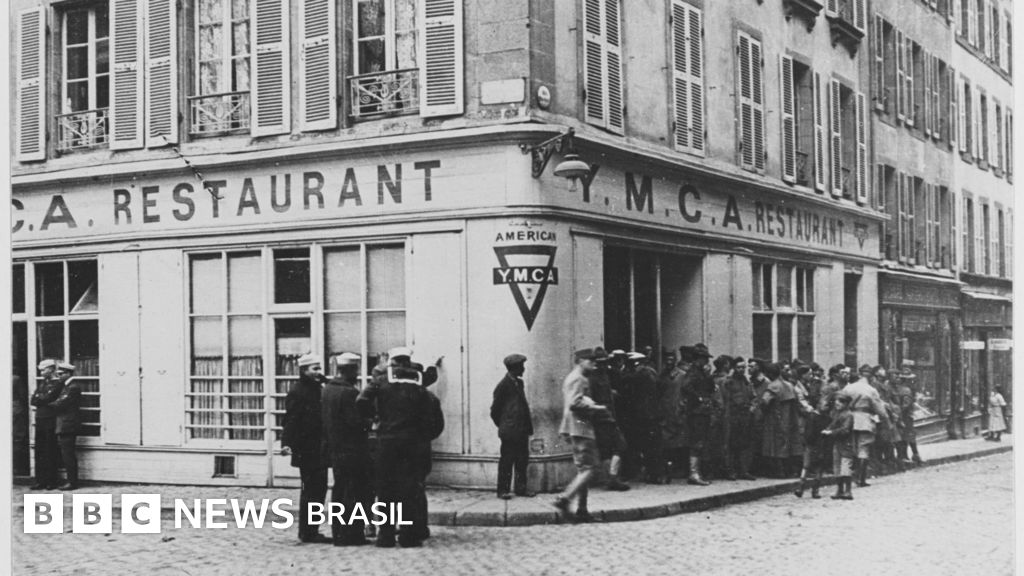 YMCA: os 180 anos de associação cristã que ganhou Nobel da Paz, virou hit musical e inventou o vôlei