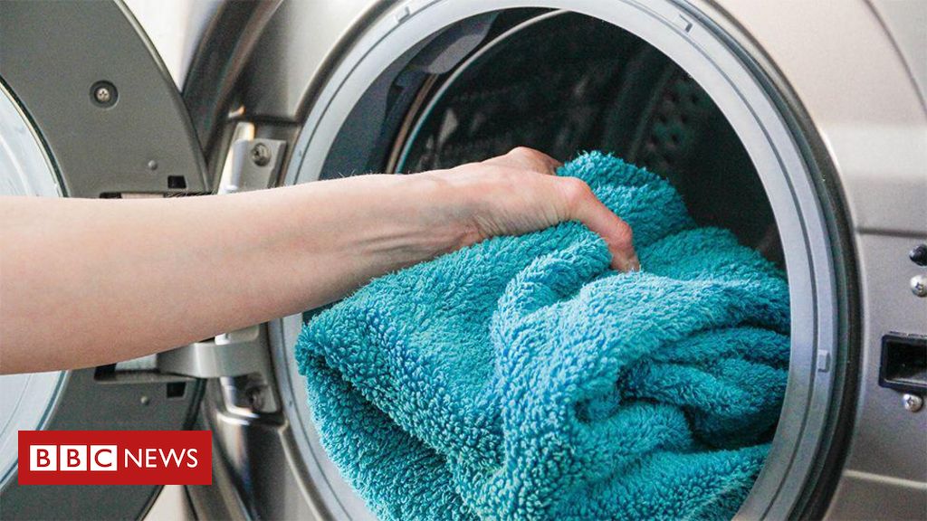 Com que frequência deve-se lavar a toalha para evitar riscos à saúde?