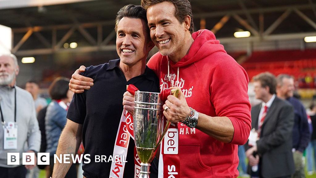 Por que celebridades estão comprando clubes de futebol