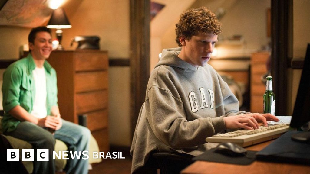 Como o filme 'A Rede Social', sobre nascimento do Facebook, 'profetizou' problemas com tecnologia há 15 anos