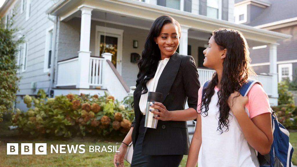As plataformas de emprego para mães que priorizam família sem abandonar carreira
