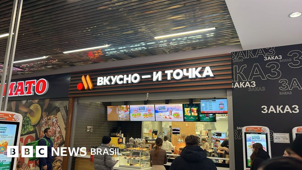 McDonald's e Coca 'piratas', internet clandestina e câmbio paralelo: como brasileiros vivem na Rússia após 3 anos de guerra na Ucrânia