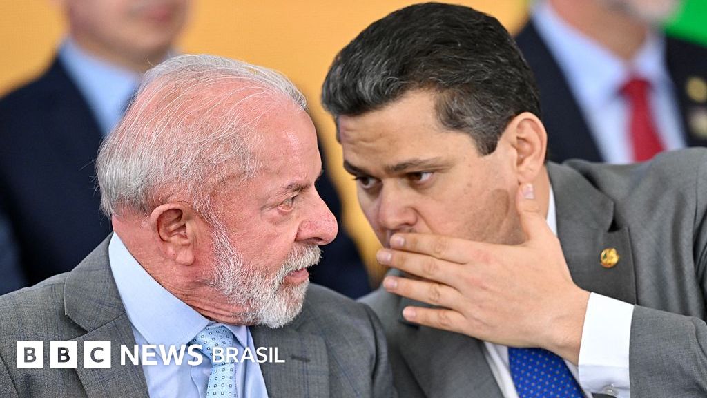 Fim da escala 6x1 sai antes da eleição? As pressões a favor e contra na reta final no Congresso