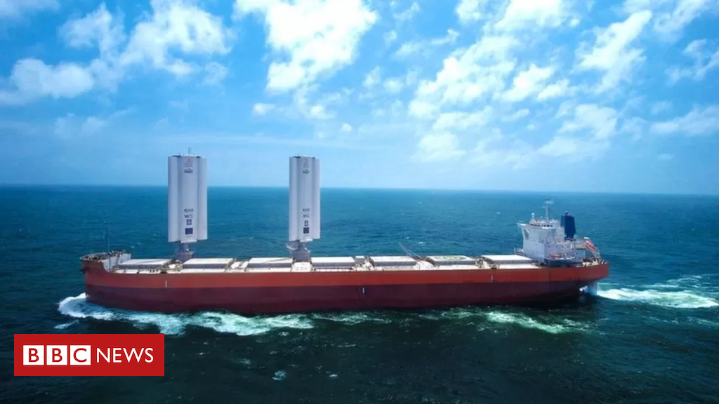 Navio cargueiro 'movido a vento' estreia em viagem ao Brasil