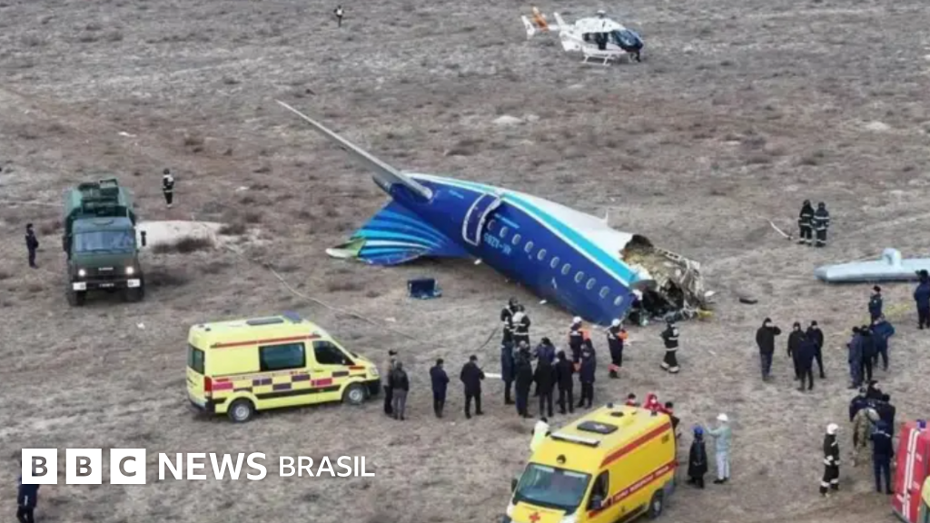 Putin pede desculpas por acidente de avião sem dizer que a Rússia é culpada