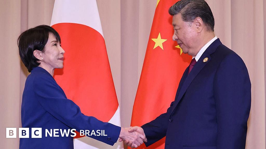 Como Japão abandonou política pacifista e se opôs à China