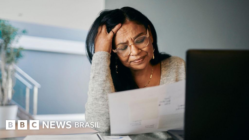 'Meu nome está sujo em 5 bancos por causa de bets': a angústia de brasileiros em meio ao endividamento recorde