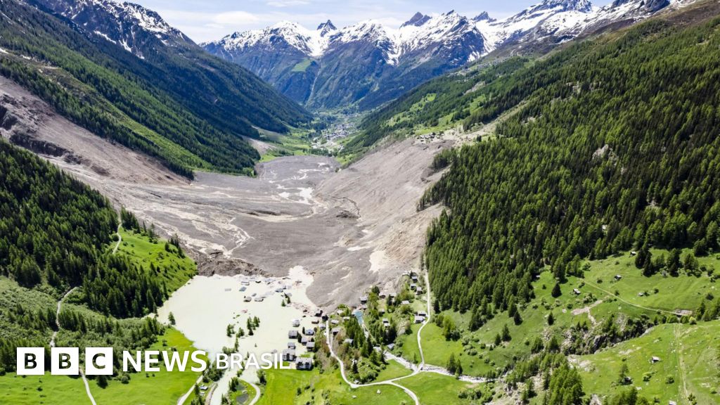 As imagens impressionantes de vilarejo na Suíça soterrado por geleira