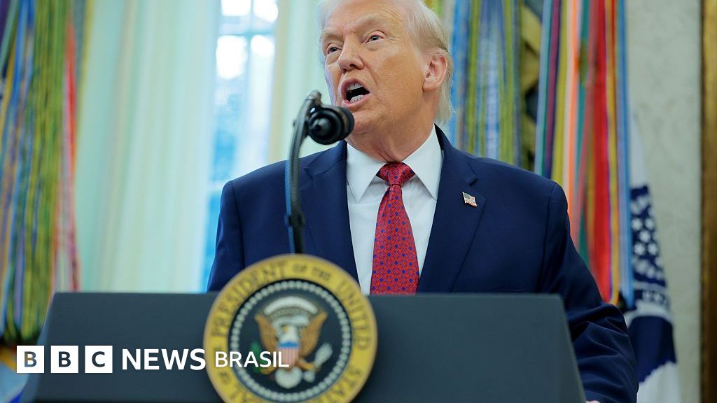 Trump processa BBC por acusação de difamação em documentário