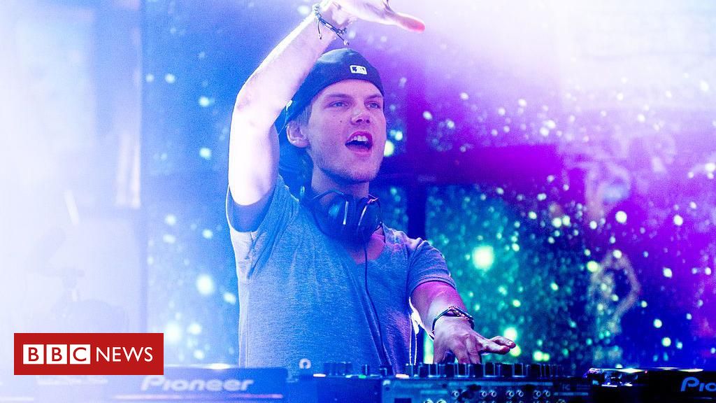 A luta do pai do DJ Avicii para superar sua morte: 'Às vezes, fico bravo com ele. Por que nos deixou?'