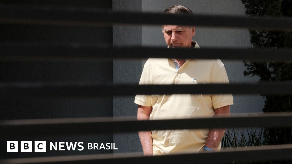 Por que Bolsonaro sancionou a lei que agora pode ser base para condená-lo