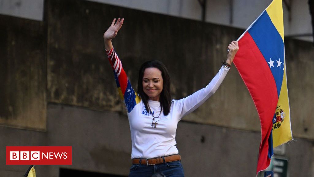 Oposição denuncia detenção e posterior liberação de María Corina Machado às vésperas da posse de Maduro