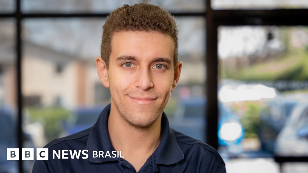 Quem foi Daniel Naroditsky, o mestre de xadrez dos EUA morto aos 29 anos