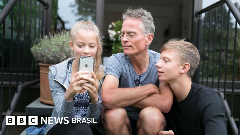 'Jovens têm dificuldade de pegar o telefone e marcar uma consulta', diz pesquisadora americana