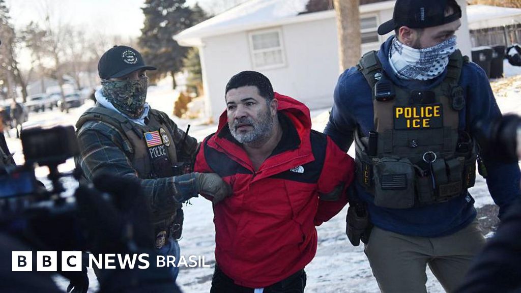 'Estão caçando imigrantes em Minneapolis quando eles saem para levar o lixo'