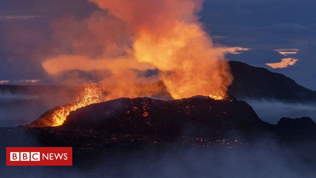 Volcán en Islandia: El gobierno declara estado de emergencia por temor a una erupción