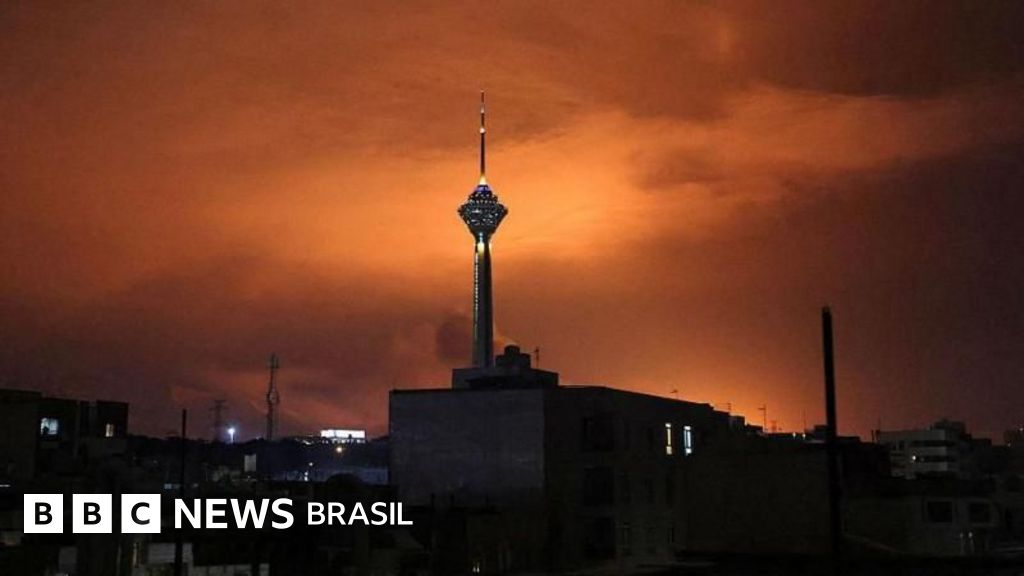 EUA lançam novos ataques contra o Irã após Trump ameaçar 'atingir o país com força' diante da falta de acordo