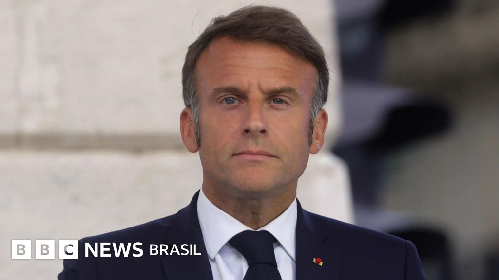 Macron forma governo à direita apesar da vitória da esquerda na última eleição