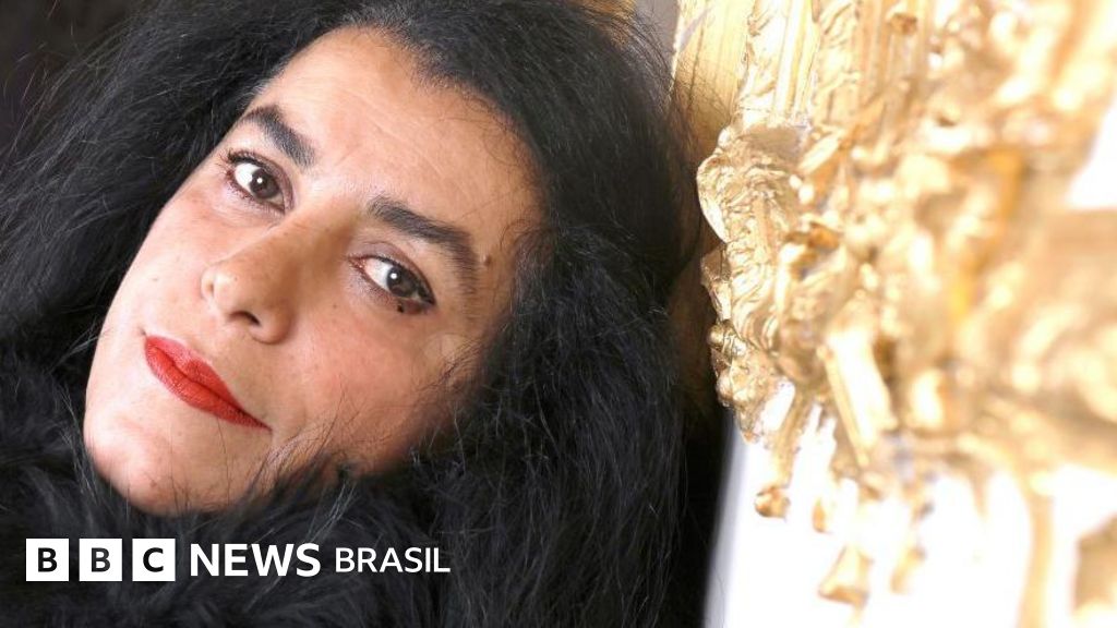 'Aos 10 anos, me preparava para ser prisioneira política': Marjane Satrapi, a autora que retratou transformação do Irã sob a Revolução Islâmica