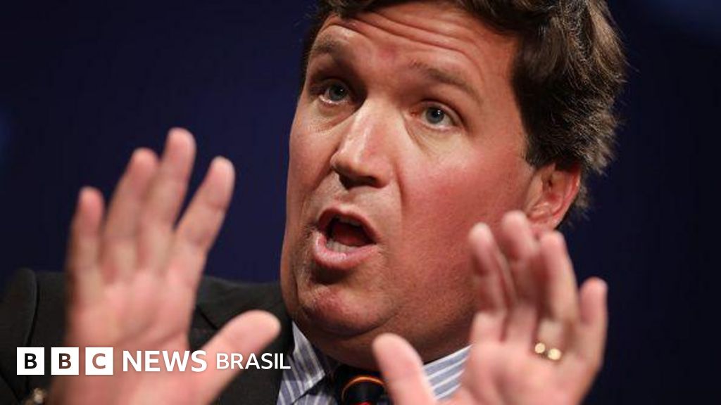 Quem é Tucker Carlson, o controverso direitista que entrevista alguns dos maiores rivais dos EUA?