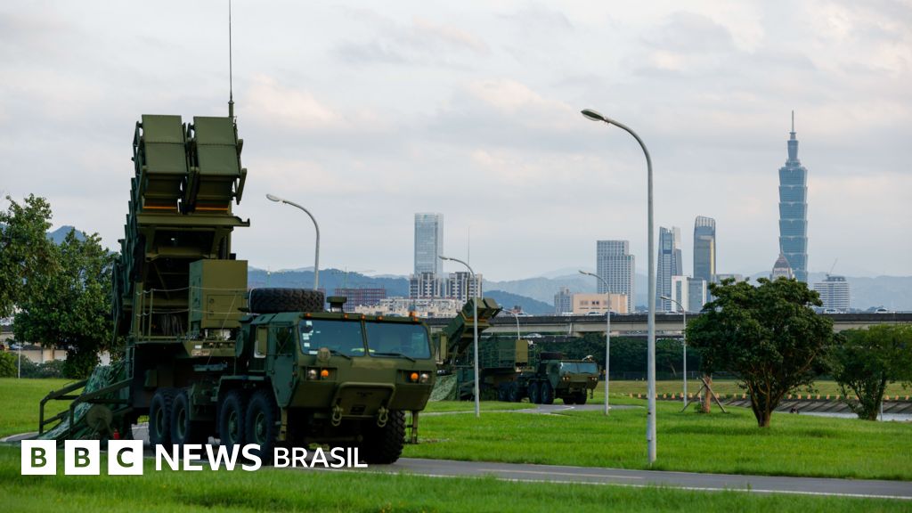 Sangue falso e atores 'feridos': como Taiwan se prepara com ensaios para um ataque da China