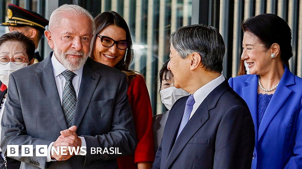 Lula será candidato se estiver bem de saúde, e saúde dele está forte, diz Janja