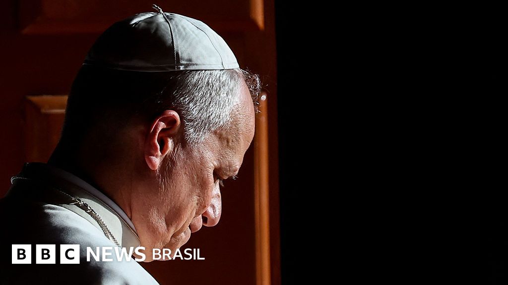 Vaticanista revela como papa Francisco atuou para fazer de Leão 14 seu sucessor