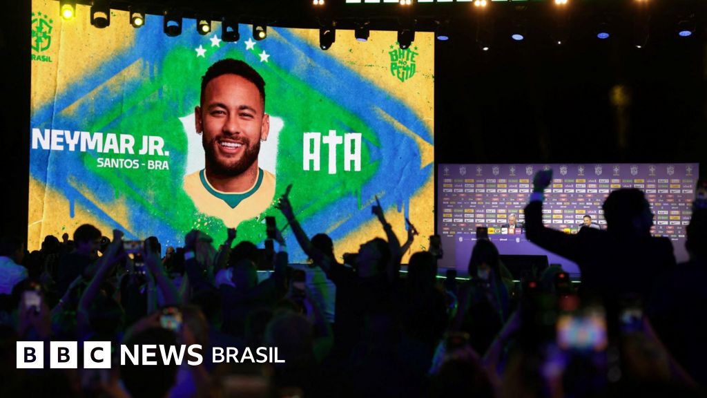 Torcedores brasileiros 'enlouqueceram' com 'conto de fadas' de Neymar, diz jornal britânico