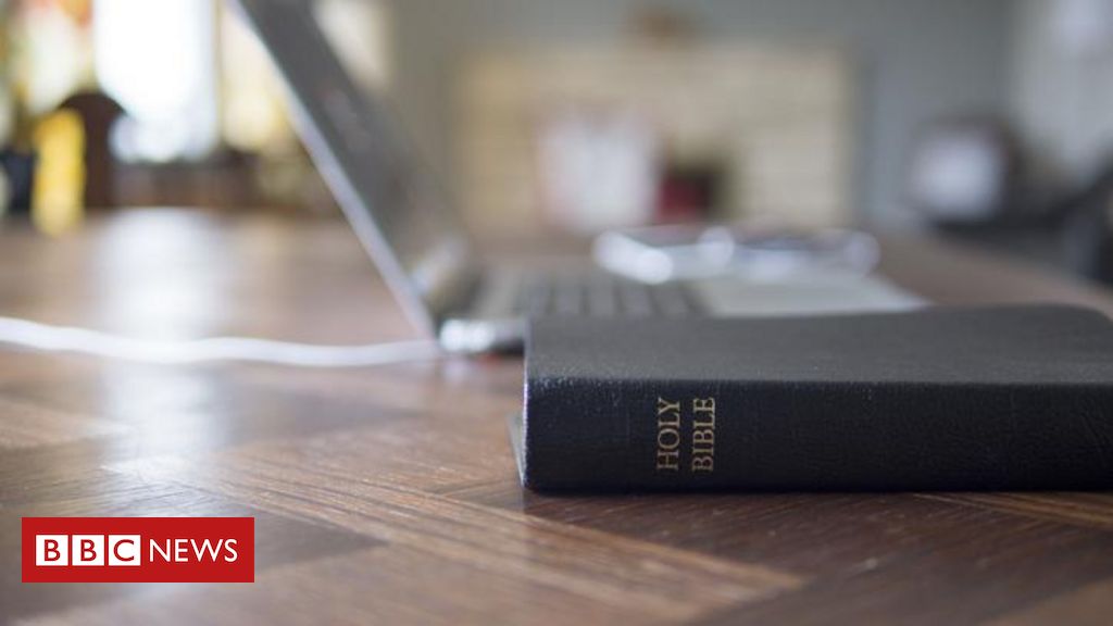 O programa de IA que está ajudando a traduzir a Bíblia para línguas raras