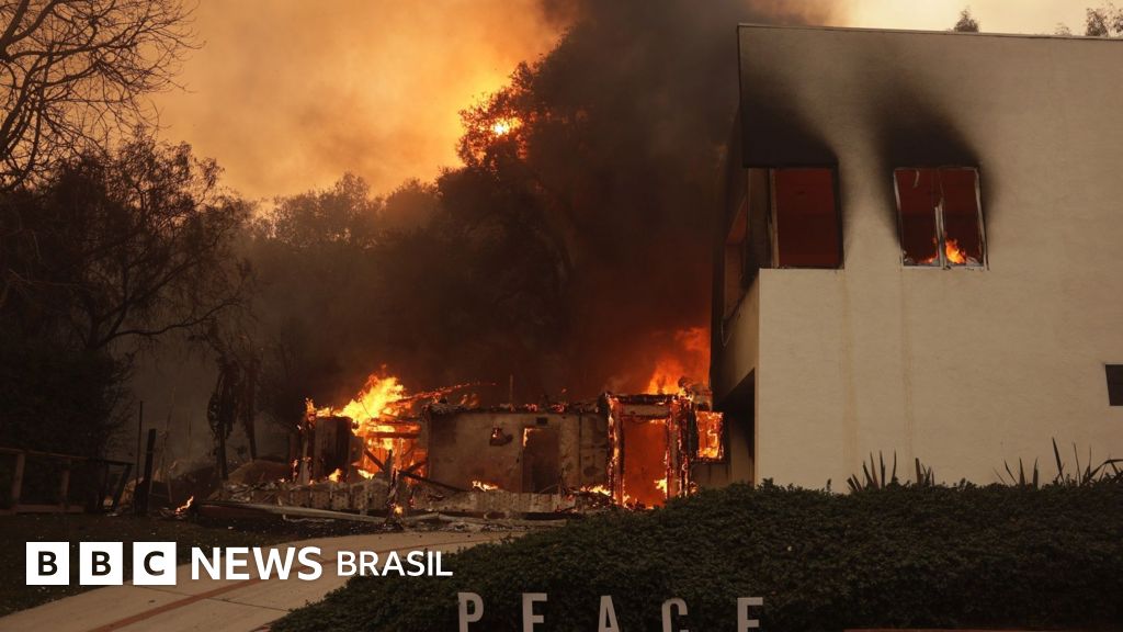 Pacific Palisades: o bairro das celebridades devastado por pior incêndio da história de Los Angeles