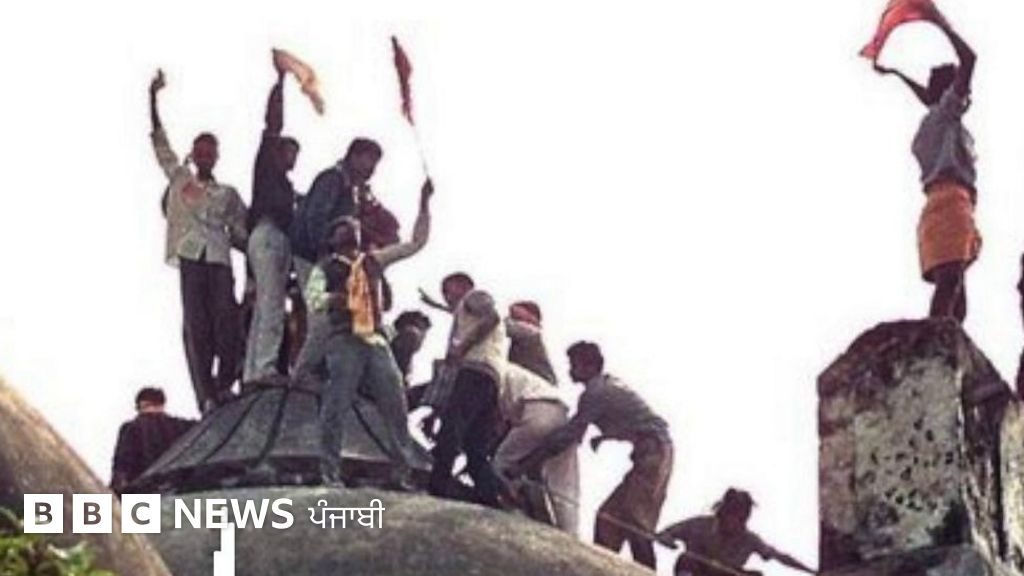 ਬਾਬਰੀ ਮਸਜਿਦ ਢਾਹੁਣ ਦਾ ਮੰਜ਼ਰ ‘1992 ਦੇ ਉਸ ਦਿਨ ਇਹ ਹੋਇਆ ਕਿ ਮੈਨੂੰ ਹਿੰਦੂ ਹੋਣ