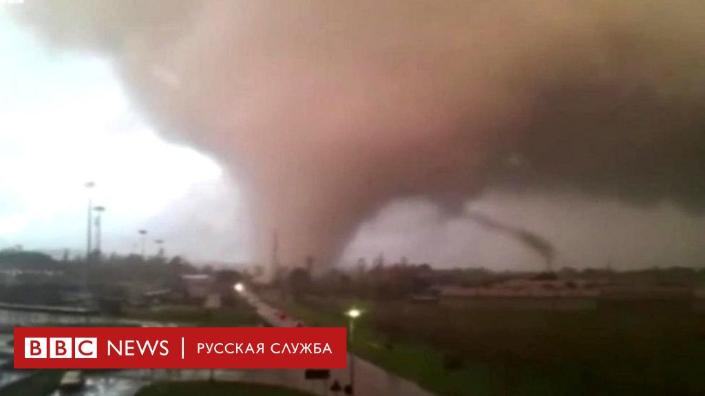 смерч в море видео