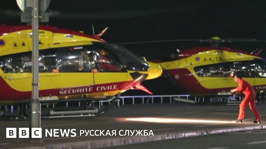 Грузовик врезался в пешеходный мост на трассе М-5 в Подмосковье — подробности происшествия