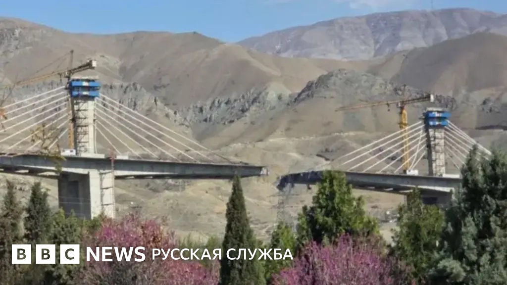 Война на Ближнем Востоке: в Иране разрушен мост; Макрон ответил на критику Трампа и призвал его вести себя серьезно