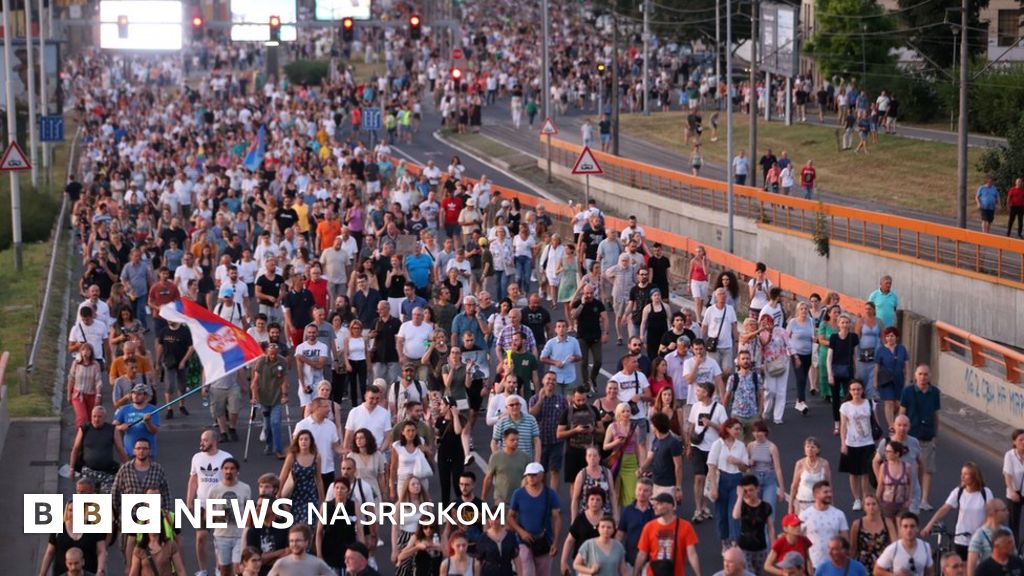 Srbija i politika: Opozicija ponovo na ulicama Beograda, protest ispred RTS-a, traže izbore