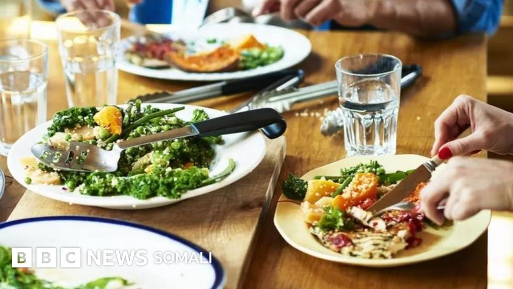 Chol hamshira bilan anal jinsiy aloqada bolgan Qizlarning porno suratlari, talabalar yoq