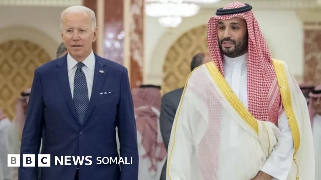 Magistral yolda fohishalarning fotosuratlari Yalangoch Diana Argon